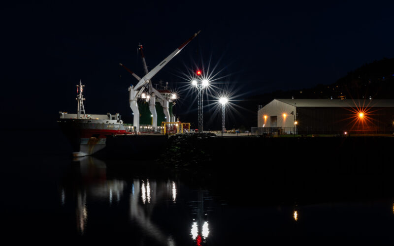Lueurs de la nuit - mai 2025 © Xavier Collobert