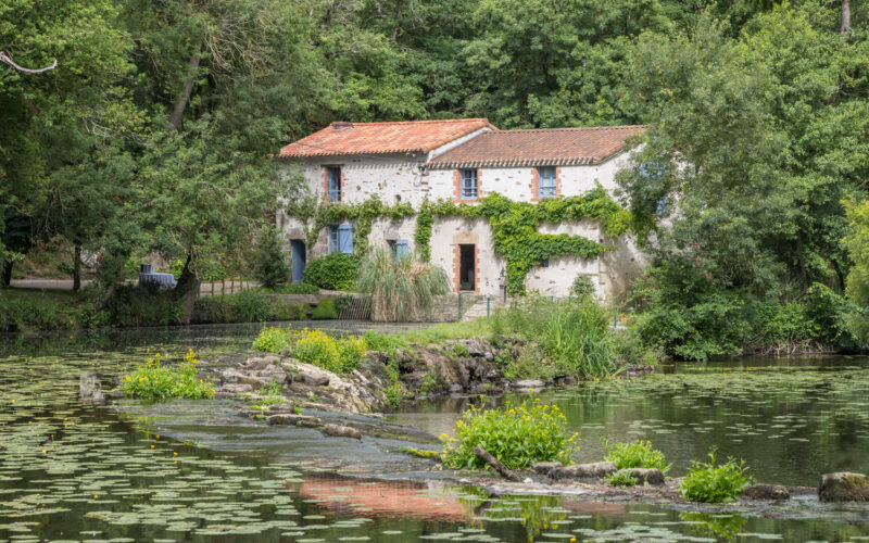 Moulin de L'Écornerie à Saint-Hilaire-de-Loulay